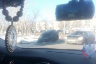 В Кузнецком районе автомобиль вылетел с дороги 
