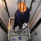 В Пензе приступили к ремонту лифтового оборудования