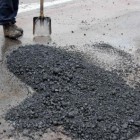 Автомобилист из Пензы «понес потери» после езды по дороге с ямами