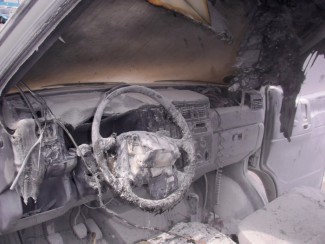 На проспекте Строителей 1 января сгорел автомобиль Ford Focus