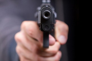 Пензенец вооружился пистолетом и совершил разбойное нападение в Зеленограде 