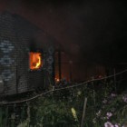 Пять пожарных тушили возгорание в частном доме
