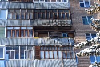 Виновных во взрыве петарды в новогоднюю ночь на балконе жилого дома на Московской  до сих пор не нашли