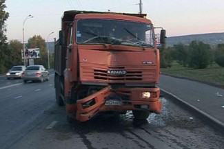 В Сердобском районе произошла жуткая авария с участием «КамАЗа» и Nissan. Есть пострадавшие 