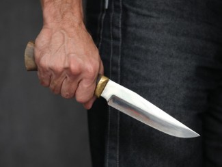 В Пензе возле Автовокзала на молодого человека набросился рецидивист с ножом