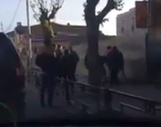 В Пензе возле бара «Континент» жестокая драка девушек попала в объектив видеокамеры