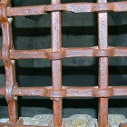 Начальник УФСИН передал в музей Пензенской епархии элемент тюремной решетки