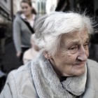 В Пензе полицейские разыскивают дерзкую мошенницу, обворовавшую 89-летнюю женщину