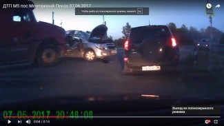 В сети появилось видео с места жуткого ДТП под Пензой с участием фуры