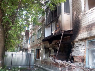 Жильцы дома на Ударной, 35 прислали фото после пожара