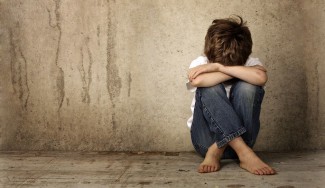 Пьяный мужчина из Пензы изнасиловал 8-летнего школьника на глазах его друзей