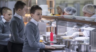 В Чемодановке школьников кормили «не понятно чем»