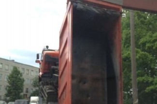 В Пензенской области грузовик встал на дабы в результате ДТП 
