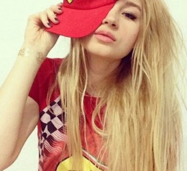 Пензенская красотка вплотную взялась за свой Instagram ради «Формулы-1»