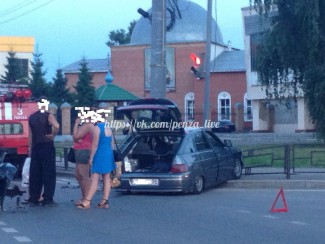 В МЧС прокомментировали жуткую аварию в Терновке с участием иномарки и отечественного авто 