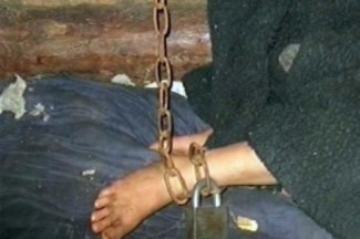Житель Пензенской области заковал в цепи экс-супругу и спрятал ее в сарае 