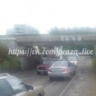 В Арбеково водитель «Газели» протаранил железнодорожный мост