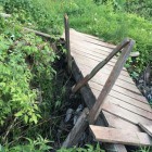 В Пензе маленькая девочка чуть не убилась на бесхозном разрушающемся мосту