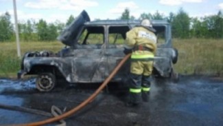 В Пензенской области на дороге «Русский Камешкир-Пестровка» сгорел УАЗ