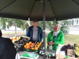 Порядок превыше всего. Кувайцев ведет неустанную борьбу с нелегальными торговцами даже в выходные