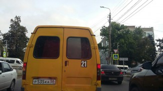 Жительница Пензы возмутилась сломанным светофором на перекрестке Лермонтова/Красная