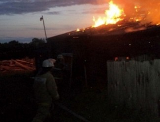 В Пензенской области деревянный дом в момент лишился крыши