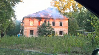 Пензенцы сообщили о пожаре на улице Галетной 