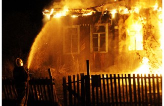 Стало известно, сколько огнеборцев тушили пожар в Ахунах в детском лагере