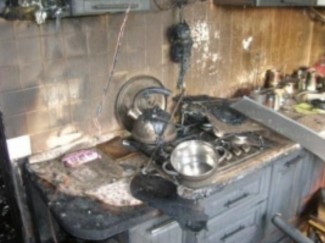 В Пензе полыхающую кухню на Бородина тушили 14 пожарных