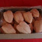 В Пензе с продажи сняли более 500 кг куриных грудок