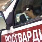 В Пензе сотрудники Росгвардии задержали гражданина, отказывавшегося оплачивать счет в баре