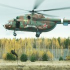 В Пензенской области бойцы Росгвардии устроили прыжки с вертолета без парашюта