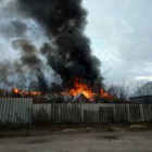 Источник: На станции Леонидовка горит бывшая школа