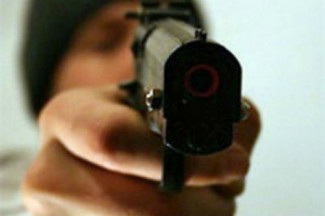 В Пензе на Кирова злодеи угрожали молодому человеку пистолетом