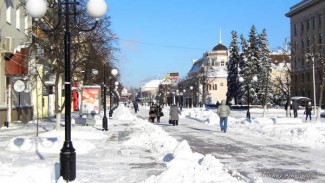 Автомобили, припаркованные на улице Московской в Пензе, будут увозить на эвакуаторе