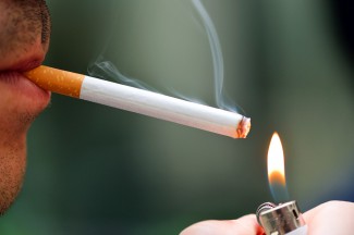 Табачные компании попросили Медведева оставить в тайне состав сигарет
