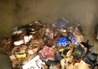 Из-за полыхающего мусора в подвале дома на Минской пострадал человек