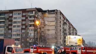 «По стопам Пензы». В Ижевске обвалился подъезд многоэтажки, есть погибшие