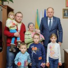 Многодетная семья благодарит Вадима Супикова за оказанную помощь
