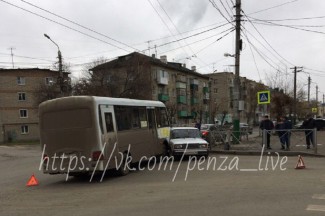В Пензе на Калинина произошло «жесткое» ДТП с участием маршрутки 