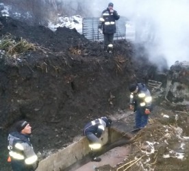Мэрия и энергетики держат на контроле ремонт теплотрассы на Нахимова