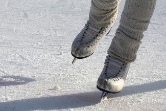 В Пензенской области «фигуристка» чудом «не откинула коньки» на тонком льду 