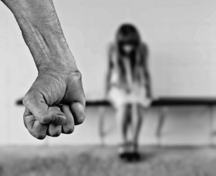 27-летний житель Пензенской области изнасиловал малолетнюю племянницу и отделался больницей