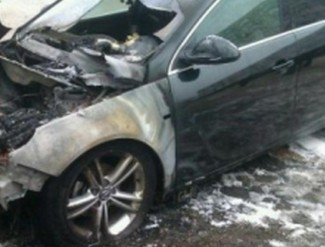 В Терновке Opel превратился в «груду пепла» в результате пожара