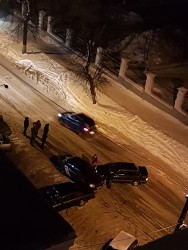 «Голод не тетка». Пензенец учинил аварию,  мчась за шаурмой