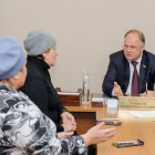 Вадим Супиков решает проблемные вопросы жителей избирательного округа № 1