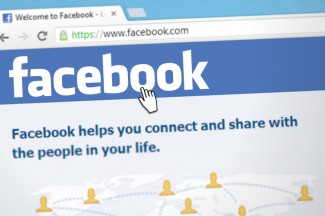 Пользователи сообщили о сбое в работе Facebook и Instagram