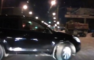 В Пензе легковушка молниеносно перегородила дорогу водителям
