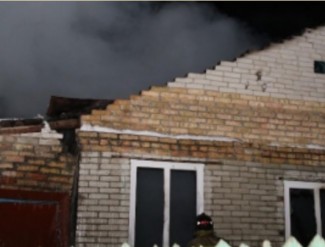 В страшном пожаре в Ахунах погибли мать и сын – соцсети