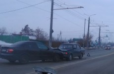 В Пензе утром на Терновского столкнулись «ВАЗ» и «Ниссан»